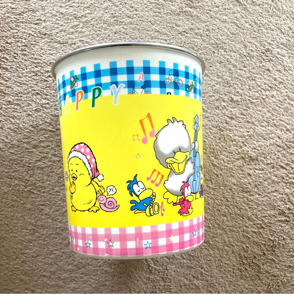 9” Child Room Trash Can